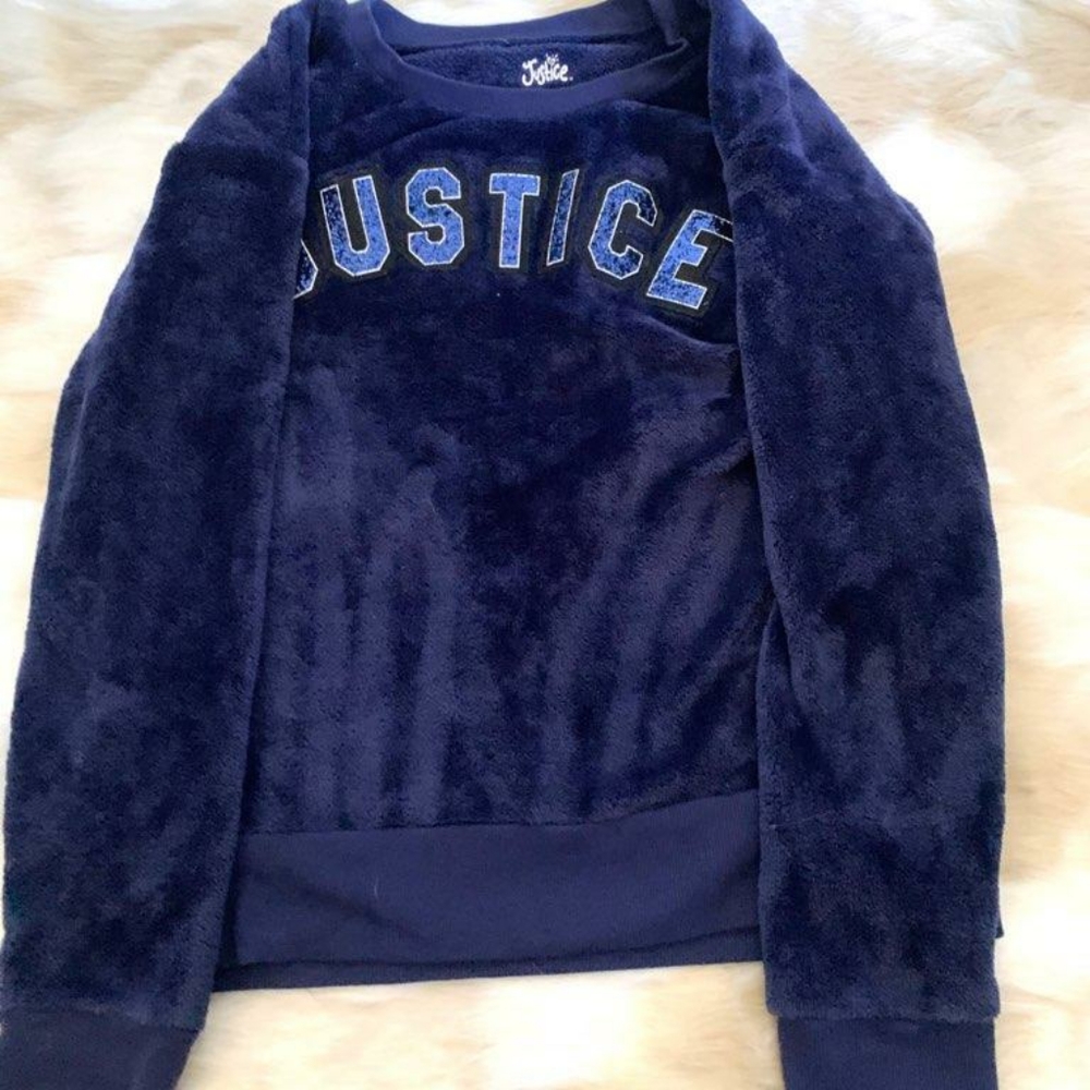 Girl sweater